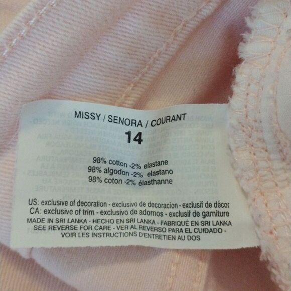 Gloria Vanderbilt All-Around Slimming Effect Cropped Jeans - Picture 8 of 11